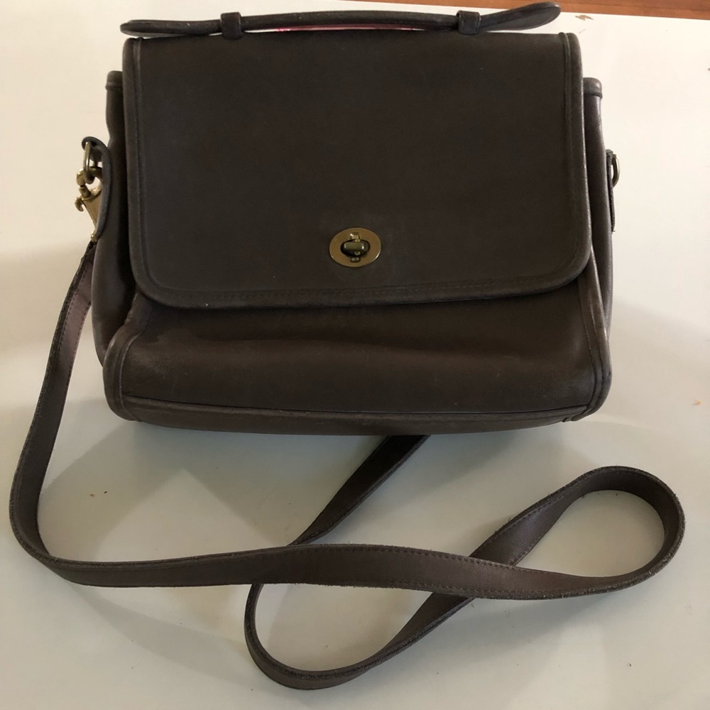 Vintage Coach crossbody bag